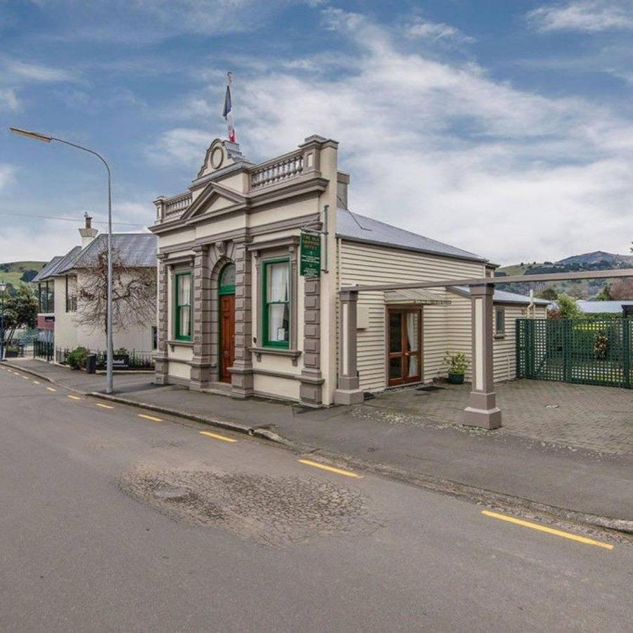 Historic Shipping Office - Akaroa Hotel Bagian luar foto